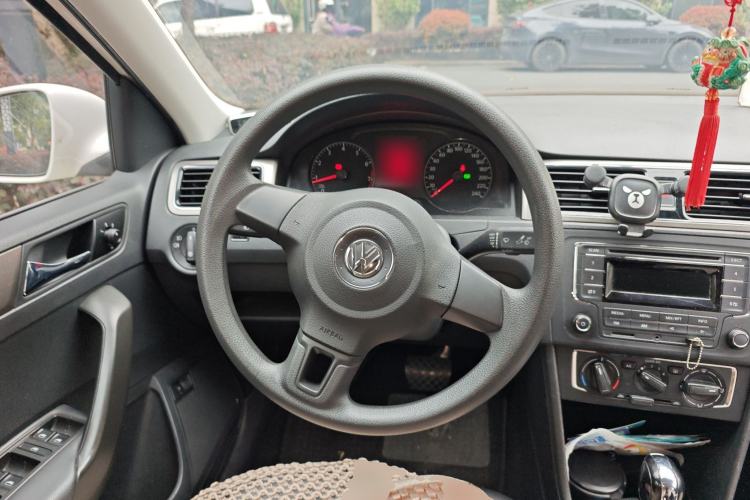 Used Volkswagen Santana 2015 1.6L Automatic Comfort Edition