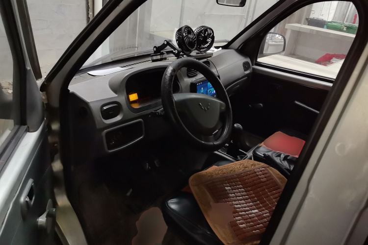 Used Wuling Zhiguang 2010 1.0L New Version Liye Style with Shorter Body