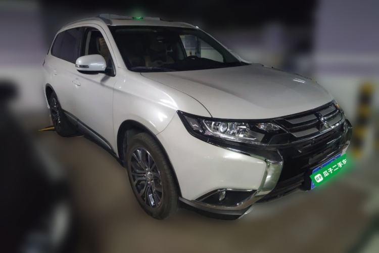Used Mitsubishi Outlander 2018 2.0L Two-Wheel Drive Glory Edition 5 Seats
