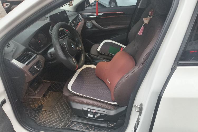 Used BMW X2 2022 sDrive25i M Sport Package Left Front Seat