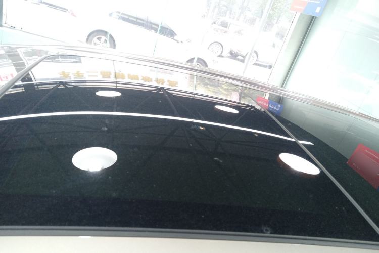 Used Volkswagen Viloran 2020 330TSI Business Edition Roof