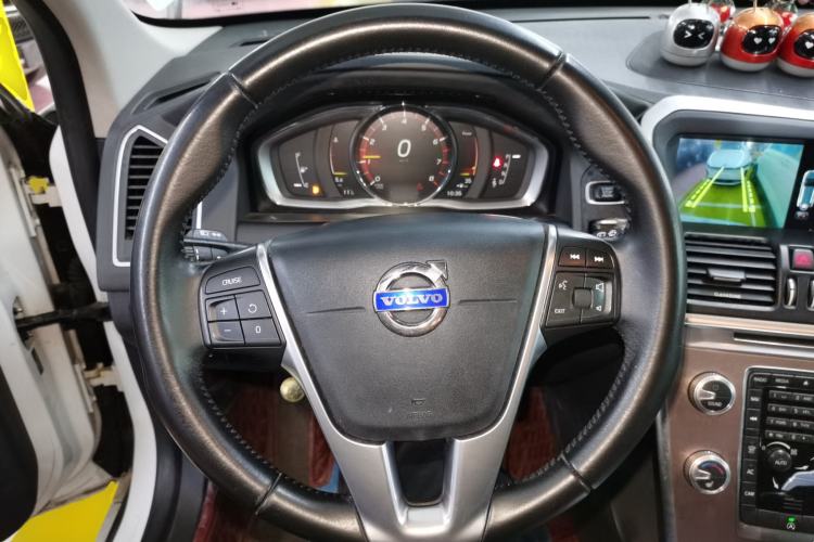 Used Volvo XC60 2017 T5 Smart Upgrade Edition