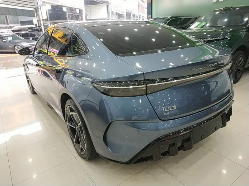Used BYD Seal 2022 700 km Long-Range Rear-Wheel-Drive Version — 4