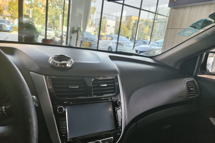 Used Hyundai Verna Ray 2014 1.4L Automatic GLX