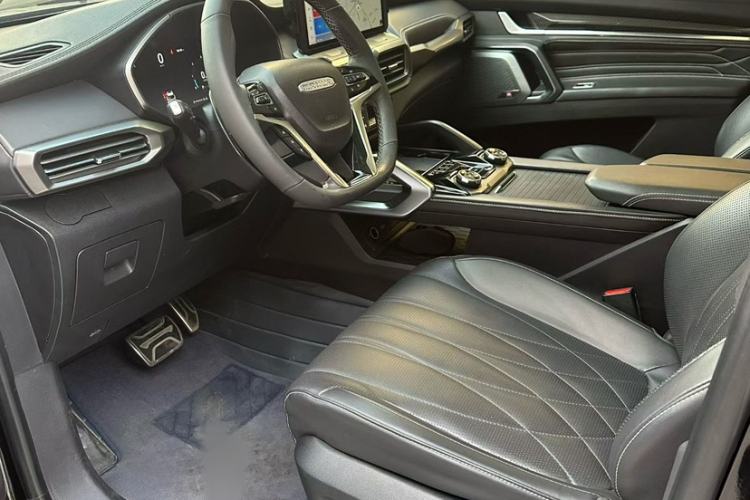 Used SAIC MAXUS Territory 2023 2.0T Cross-Country Flagship Edition 6 Seats
