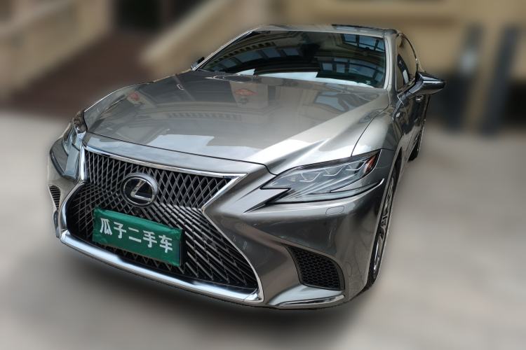 Used Lexus LS 2018 500h Executive Edition China V Standard