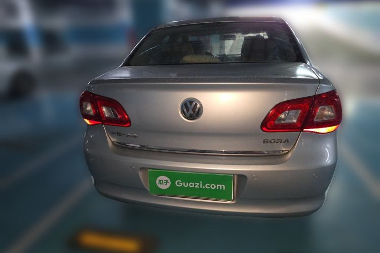 Used Volkswagen Bora 2012 1.6L Manual Fashion Edition
