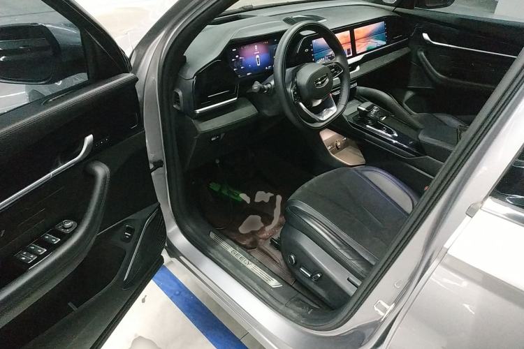 Used Geely Auto Monjaro L 2024 2.0TD High-Power Automatic Two-Wheel Drive Skyline Edition Driver Seat