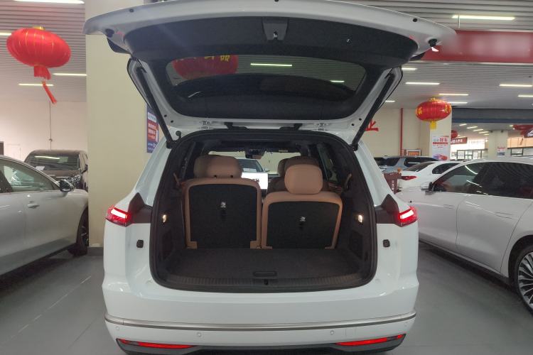 Used ONVO Luxeed L90 2025 Model—Max Six-Seater Version