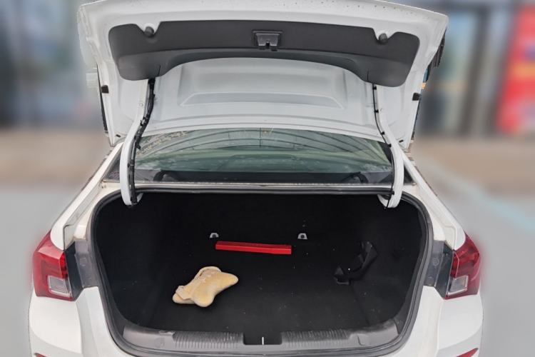 Used Buick Excelle 2018 15N CVT Elite Edition Trunk