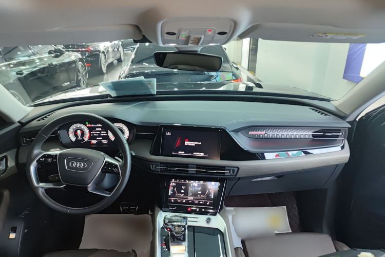 Used Audi Q6 2024 45 TFSI quattro Qiyun Edition Yulin Package 7 Seats
