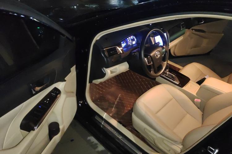 Used Toyota Camry 2015 2.0E Elite Edition
