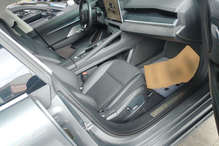 Used Zeekr 001 2022 Ultra-Long Range Single-Motor WE Version Right Front Seat