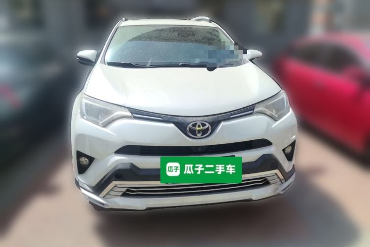 Used Toyota RAV4 2016 2.0L CVT Two-Wheel Drive Fashion Edition China V Standard Front