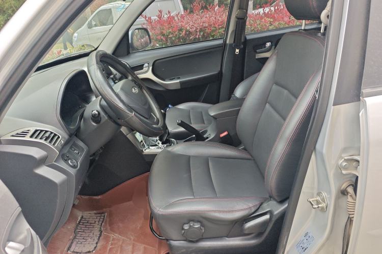 Used Chery Tiggo 3 2015 1.6L Manual Zhishang Sport Edition
