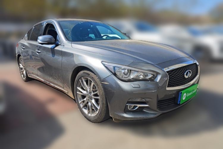Used Infiniti Q50L 2016 2.0T Ambition Edition Front Right 45 Deg
