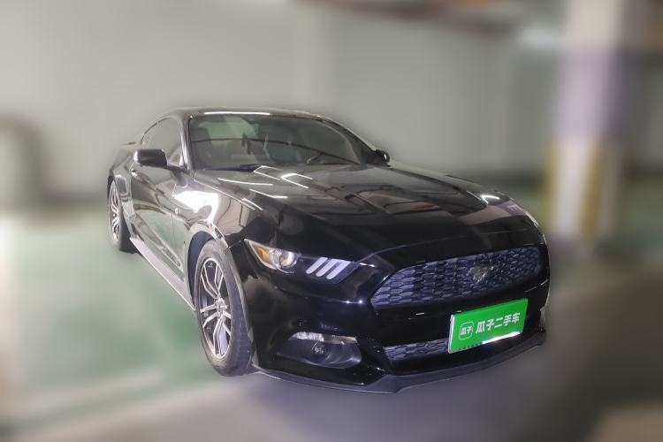 Used Ford Mustang 
