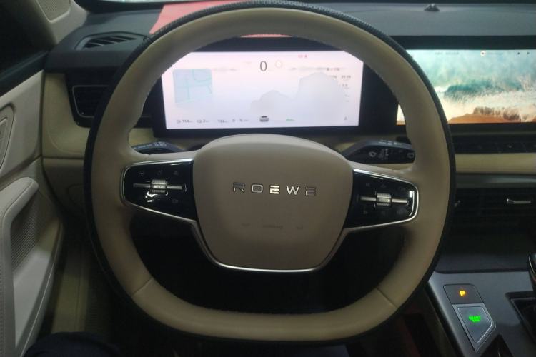 Used Roewe D5X DMH 2024 135 Tech Edition
