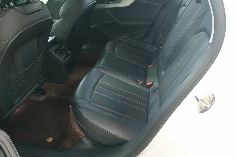 Used Audi A4L 2022 40 TFSI Luxury Dynamic Model