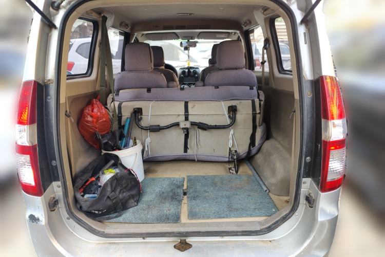 Used Wuling Hongguang 2013 1.5L Standard Version Trunk