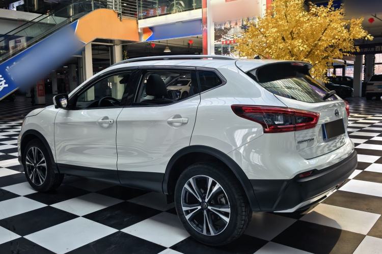 Used Nissan Qashqai 2022 2.0L CVT XV Premier Luxury Edition Exterior 5