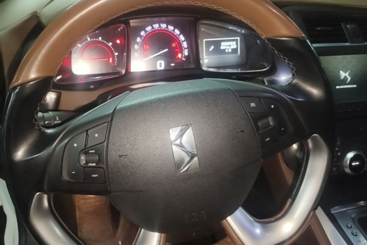 Used DS 5 2015 1.8T Prestige Edition THP200
