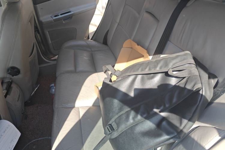 Used Volvo S40 2006 2.4i
