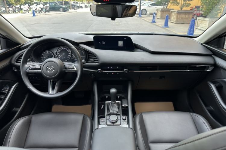 Used Mazda 3 Axela 2021 2.0L Automatic Zhi Rui Edition
