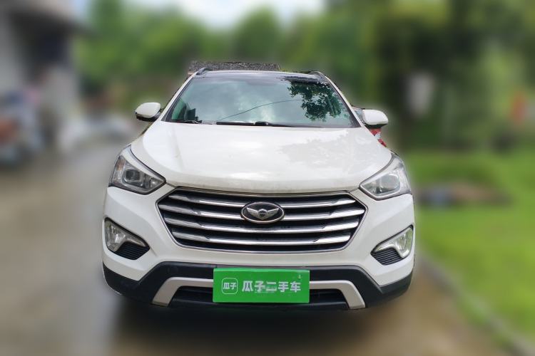 Used Hyundai Grand SantaFe 2013 3.0L 7-Seater Four-Wheel-Drive Comfort Edition Front