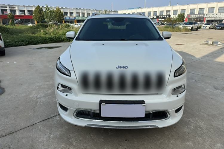 Used Jeep Cherokee 2017 2.4L Professional Edition