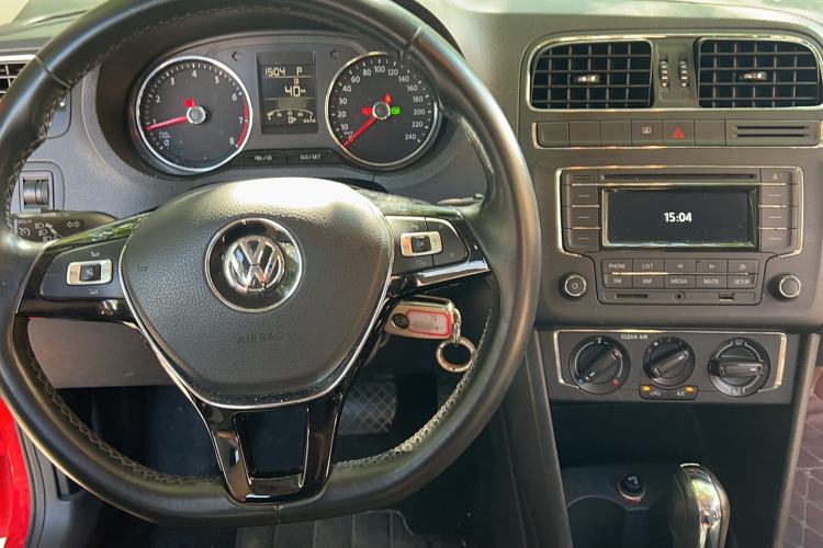 Used Volkswagen Polo 2016 1.6L Automatic Comfort Model