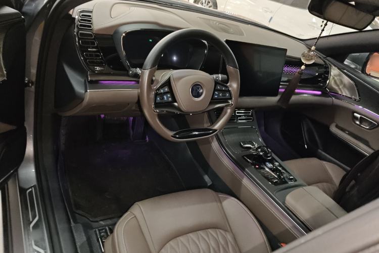 Used BYD Han 2020 EV Four-Wheel Drive High-Performance Flagship Model Center Console