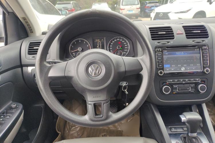 Used Volkswagen Sagitar 2011 1.4 TSI Automatic Tech Model
