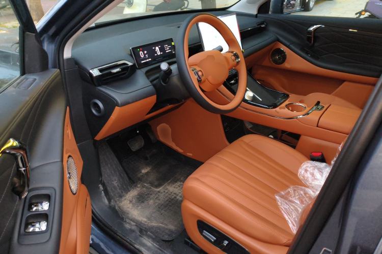 Used AION V 2026 Model Aion Tyrannosaurus Family Edition 520 Zhi Hao Edition
