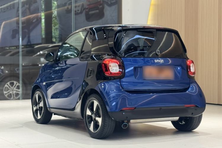 Used smart fortwo 2018 1.0L 52kW Hardtop Passion Edition China V Standard
