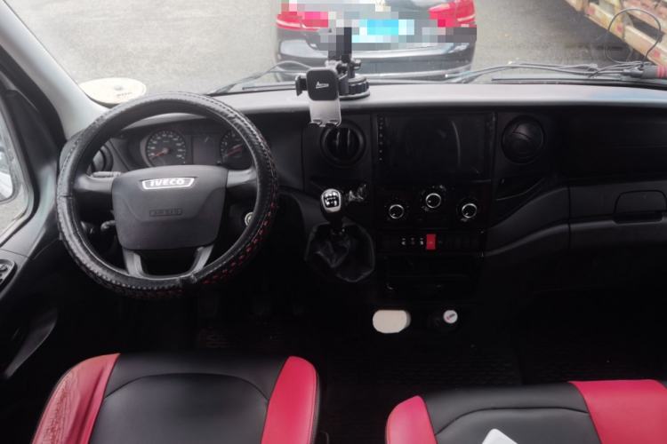 Used Iveco Eurocargo 2020 2.3T Manual Super Rui Long Wheelbase Short Overhang High Roof High Performance F1A
