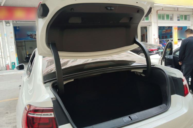 Used Citroen C6 2017 380THP Luxury Version