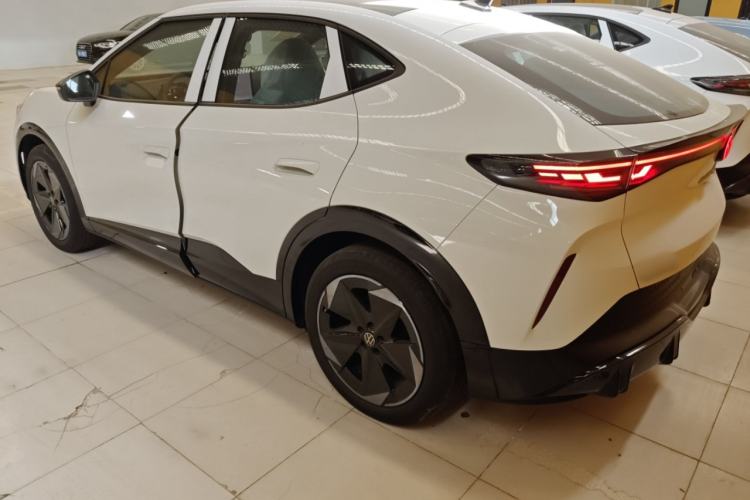 Used Volkswagen ID.UNYX 2024 Revised Pro Long-Range Version Rear Left 45 Deg