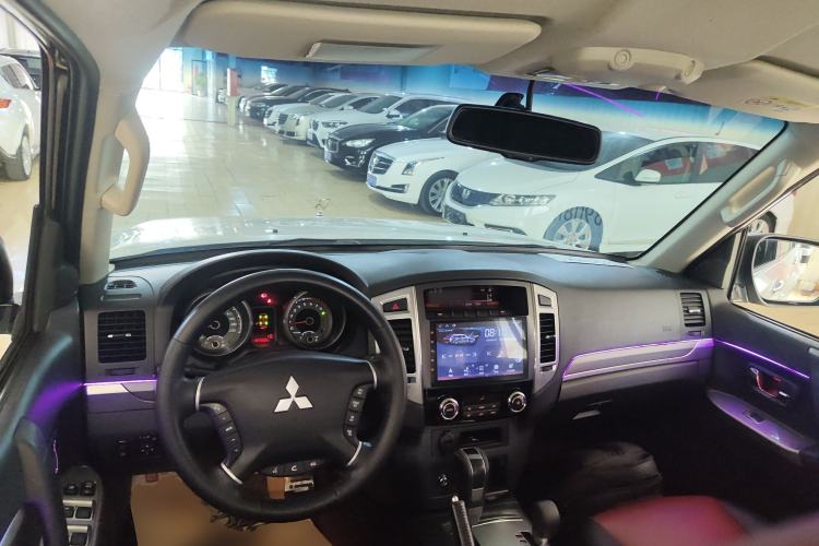 Used Mitsubishi Pajero 2020 3.0L Automatic Luxury Edition
