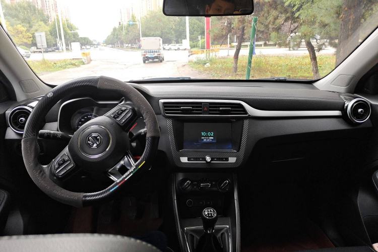 Used MG ZS 2018 1.5L Manual Luxury Version China V Standard Center Console