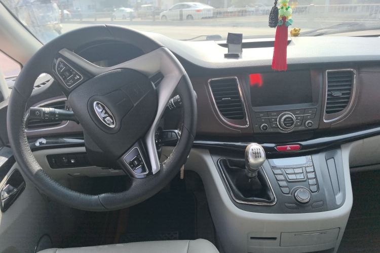 Used JAC Group Refine M5 2019 1.9T Diesel Manual Business Edition