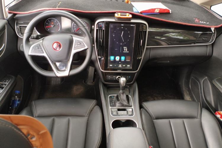 Used BYD Song MAX 2017 1.5T Automatic Smart Connect Luxury 7-Seater Center Console