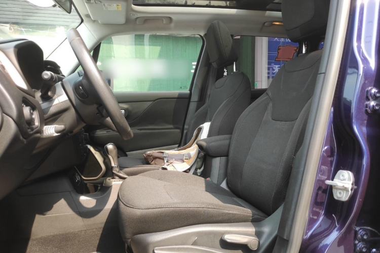 Used Jeep Renegade 2018 Connected Large Screen Version 180T Automatic High-Energy Edition