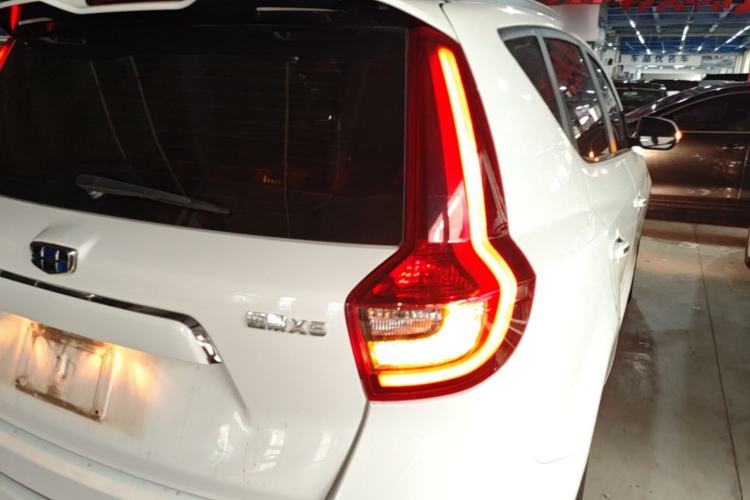 Used Geely Auto Vision X6 2019 1.4T CVT 4G Connected Luxury Version China VI Standard