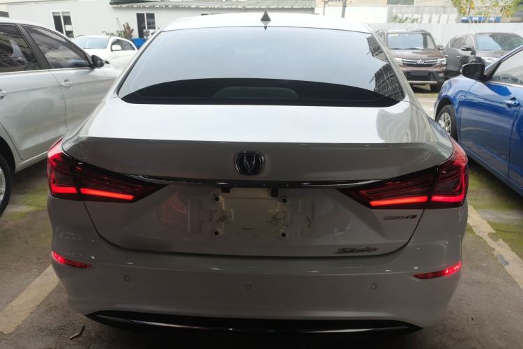 Used Changan Eado 2018 High-Energy Edition 1.6L GDI Manual Pioneer Model China V Standard