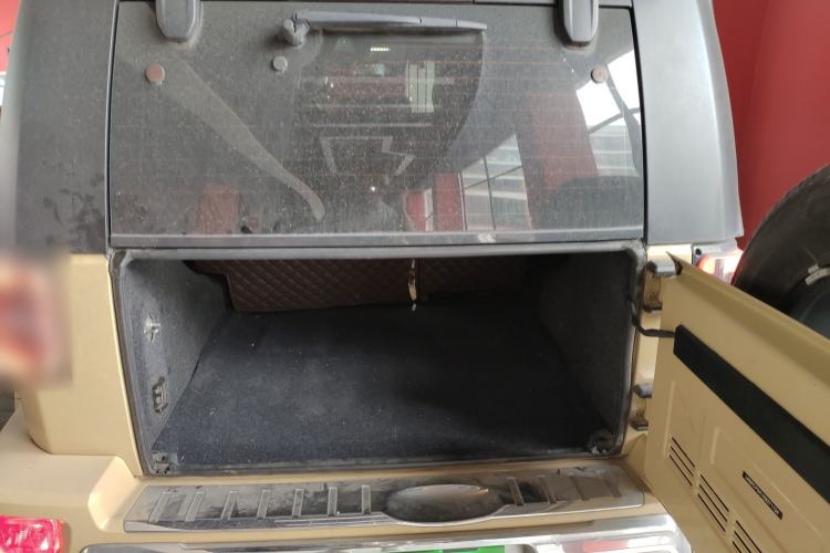 Used BAIC Off-Road BJ40 2019 2.3T Automatic Four-Wheel Drive Ring the Tower Champion Edition China VI Trunk