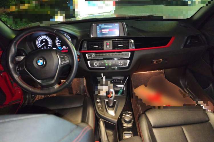 Used BMW 2 Series 2018 220i Convertible Coupe Sports Design Package Center Console