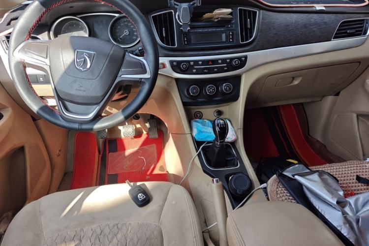 Used Baojun 730 2016 1.5L Manual Value Edition 7 Seats China V Emission Standard