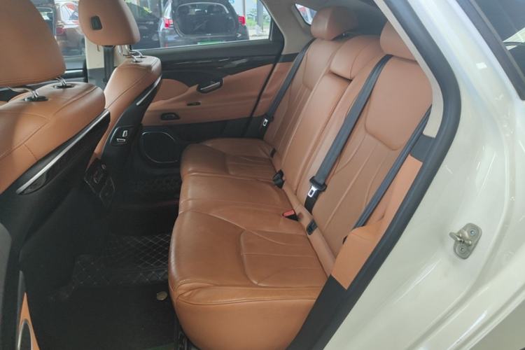 Used Geely Auto Emgrand GT 2015 1.8T Flagship Model