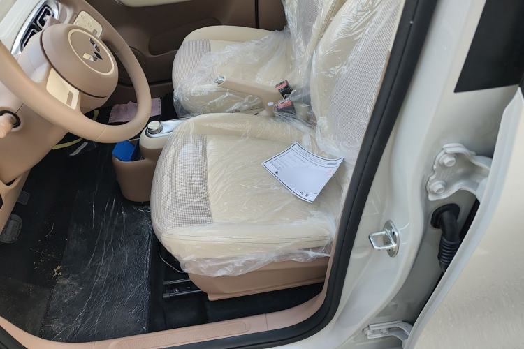 Used Wuling Hongguang MINIEV 2025 Four-Door Version Advanced Edition
